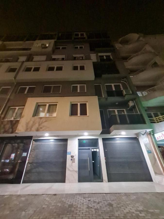 Marand Apartment Skopje Bagian luar foto