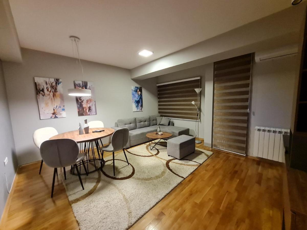 Marand Apartment Skopje Bagian luar foto